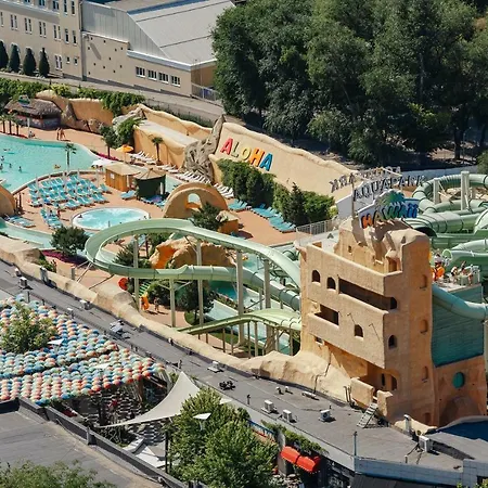 Arcadia. Gagarin Plaza * Oděsa