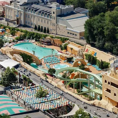 Arcadia. Gagarin Plaza *