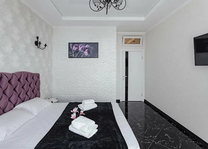 Arcadia. Gagarin Plaza אודסה