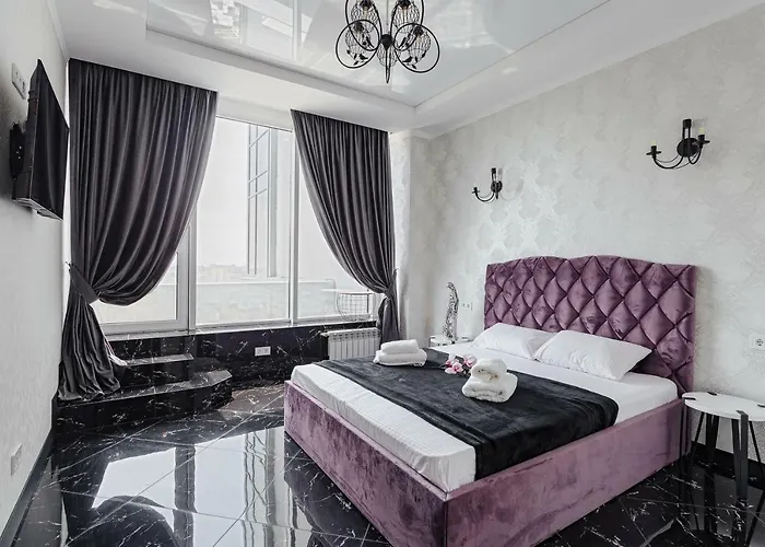 Arcadia. Gagarin Plaza *